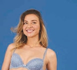 Soutien-gorge gorge padde ou armatures - U en promo à 8,90 € chez Hyper U Soutien-gorge gorge padde ou armatures - U dans le catalogue Hyper U