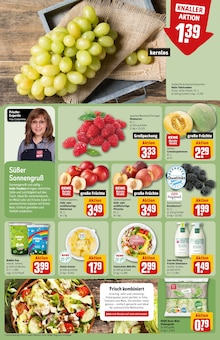 Weintrauben im REWE Prospekt "Dein Markt" mit 32 Seiten (Nürnberg)