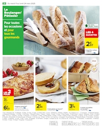 Offre Baguette dans le catalogue Carrefour du moment à la page 32