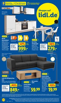 Couch im Lidl Prospekt "LIDL LOHNT SICH" mit 68 Seiten (Wiesbaden)