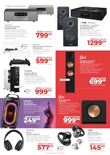 Kopfhörer im Hirsch und Ille Prospekt "DER FRÜHLING WIRD HEIß" mit 16 Seiten (Heilbronn)