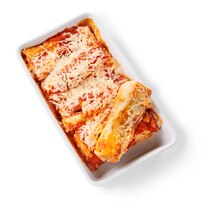 Plat Préparé dans le catalogue Supermarchés Match Cannelloni à la bolognaise à 13,90 € en promo chez Supermarchés Match