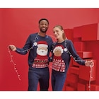 Pull de noël homme - SEASON'S GREATINGS à 23,99 € dans le catalogue Carrefour