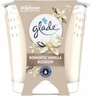 Duftkerze Romantic Vanilla Blossom von Glade im aktuellen EDEKA Prospekt