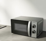 Four à micro-ondes - SILVRECREST en promo chez Lidl Montélimar à 49,99 €