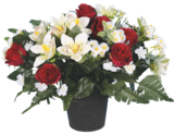 Pot boutons de rose, gerberas et mini orchidées - Bazarland à Nancy Pot boutons de rose, gerberas et mini orchidées en promo chez Bazarland Nancy à 19,99 €