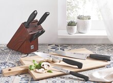 Messerblock „Vier Sterne“ bei XXXLutz Möbelhäuser in Essen Messerblock „Vier Sterne“ im Angebot bei XXXLutz Möbelhäuser Essen für 99,99 €