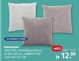 Dekokissen von  im aktuellen ROLLER Prospekt für 12,99 €
