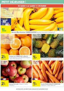 Promo Fraise dans le catalogue Carrefour du moment à la page 14