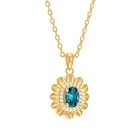 Collier en laiton doré et oxydes de zirconium à Le Manège à Bijoux dans Grigny