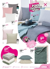 Aktueller mömax Prospekt mit Kuscheldecke, "PINK SHOPPING WEEK", Seite 17