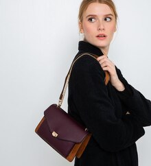 Camaïeu Grand Menil - Sac boxy effet python femme Promo Sac boxy effet python femme dans le catalogue Camaïeu "Camaïeu" à Grand Menil