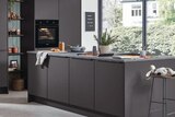 Küchenzeile bei Möbel Wallach im Prospekt "" für 5.999,00 €
