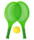 Set mini raquettes et balle en promo chez B&M Set mini raquettes et balle dans le catalogue B&M