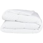 Couette "4 saisons" - Carrefour à Bordeaux Couette "4 saisons" en promo chez Carrefour Bordeaux à 22,49 €