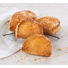 4 chaussons aux pommes - CARREFOUR en promo chez Carrefour 4 chaussons aux pommes - CARREFOUR dans le catalogue Carrefour