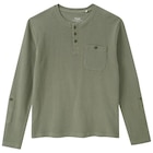 Jungen Langarmshirt mit Brusttasche im aktuellen Ernstings family Prospekt