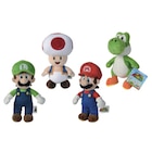 Peluche Mario 20 cm en promo chez Carrefour Villemomble à 9,99 €