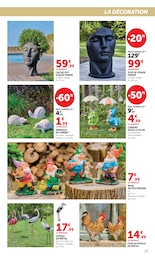 Offre Poule dans le catalogue Hyper U du moment à la page 17