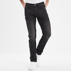 Promo Jean stretch coupe slim denim noir homme à 35,99 € dans le catalogue La Halle à Cannes