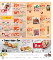 Promos Jambon Cru dans le catalogue "C'EST TOUS LES JOURS LE MARCHÉ" de Supermarchés Match Jambon Cru en promo dans le catalogue Supermarchés Match à la page 7