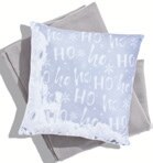 Set cadeau plaid et coussin - Carrefour à Issy-les-Moulineaux Set cadeau plaid et coussin en promo chez Carrefour Issy-les-Moulineaux à 14,99 €