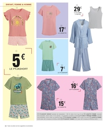 Offre Pyjama Homme dans le catalogue Carrefour du moment à la page 10