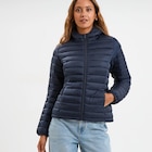 Doudoune légère déperlante à capuche bleu marine femme en promo chez La Halle Perpignan à 29,99 €