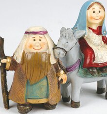 Krippenfigur bei Thomas Philipps in Leverkusen Krippenfigur im Angebot bei Thomas Philipps Leverkusen für 3,98 €