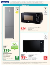 Promos Réfrigérateur dans le catalogue "ÉLECTROSHOW" de Auchan Hypermarché Réfrigérateur en promo dans le catalogue Auchan Hypermarché à la page 10