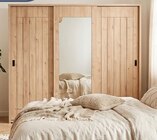 Armoire 3 portes  244x60x219cm en promo chez Maxi Bazar Massy à 699,99 €