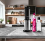 Glasflasche »Crystal riffled« Angebote von sodastream bei REWE Bensheim für 19,99 €