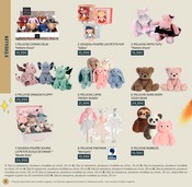 Promos Poupée dans le catalogue "LE VOYAGE ÉTOILÉ : LES JOUETS DE NOËL" de Monoprix à la page 6