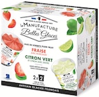 Duo de sorbets plein fruit fraise avec morceaux, citron vert et citron avec zestes - La manufacture des belles glaces en promo à 3,95 € chez Intermarché Duo de sorbets plein fruit fraise avec morceaux, citron vert et citron avec zestes - La manufacture des belles glaces dans le catalogue Intermarché