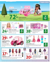 Promos Dressing dans le catalogue "EMBARQUEZ POUR LE PAYS DES JOUETS" de Auchan Hypermarché Dressing en promo dans le catalogue Auchan Hypermarché à la page 53