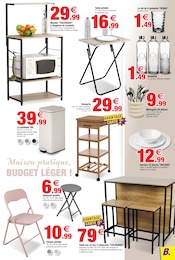 Promos Table Pliante dans le catalogue "C'est bientôt LA RENTRÉE !" de Bazarland Table Pliante en promo dans le catalogue Bazarland à la page 9