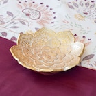 Promo Plateau fleur à 6,99 € dans le catalogue B&M à Beaufort