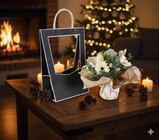 Bouquet Sac médaillon noir - FLEUR - Carrefour à Colombes Bouquet Sac médaillon noir - FLEUR en promo chez Carrefour Colombes à 19,99 €