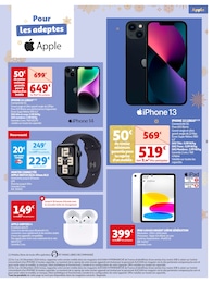 Offre Apple Watch dans le catalogue Auchan Hypermarché du moment à la page 3