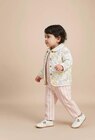 Cardigan imprimé en molleton en coton BIO GOTS - Monoprix Margaret Cardigan imprimé en molleton en coton BIO GOTS à 16,79 € dans le catalogue Monoprix Margaret