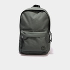 Sac à dos Creeks vert kaki mixte - La Halle Sac à dos Creeks vert kaki mixte à 7,00 € dans le catalogue La Halle