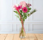 Bouquet composé douce idée - U Express à Poitiers Bouquet composé douce idée en promo chez U Express Poitiers à 7,99 €