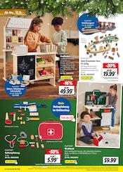 Holzspielzeug Angebote im Prospekt "Magische Weihnachtszeit" von Lidl auf Seite 14