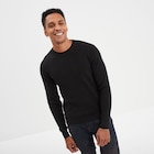 Pull avec col rond à relief noir homme - La Halle Pull avec col rond à relief noir homme à 19,99 € dans le catalogue La Halle