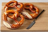 tegut Ingolstadt - Bio-Laugenbrezel Angebot im Prospekt Bio-Laugenbrezel bei tegut im Ingolstadt Prospekt für 1,99 €