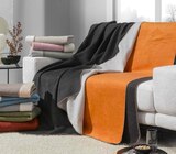 Plaid réversible Basic Soft - Möbel Martin à Metz Plaid réversible Basic Soft en promo chez Möbel Martin Metz à 22,99 €