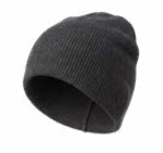 Woolworth Neumünster - Mütze Angebot im Prospekt Mütze bei Woolworth im Neumünster Prospekt für 1,00 €