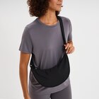 Sac banane en bandoulière noir femme - La Halle à Vitry-sur-Seine Sac banane en bandoulière noir femme en promo chez La Halle Vitry-sur-Seine à 15,99 €
