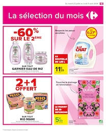 Offre Lessive Liquide dans le catalogue Carrefour du moment à la page 17
