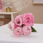 Bouquet de 5 pivoines à Carrefour dans Flavigny-sur-Moselle